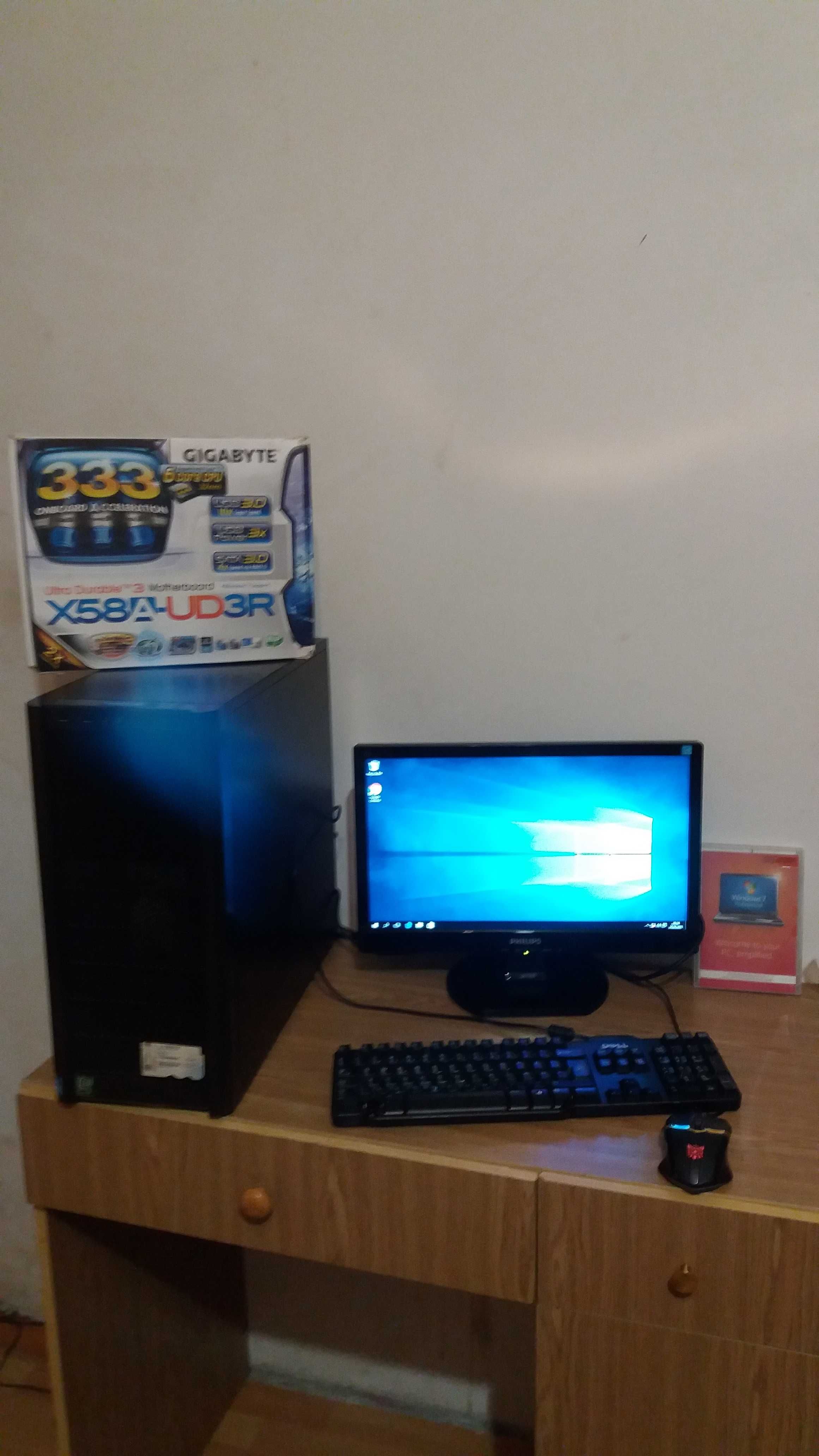 Komputer  Intel i7 3.8 Mhz / 200 gb /  20 Gb ram z monitorem