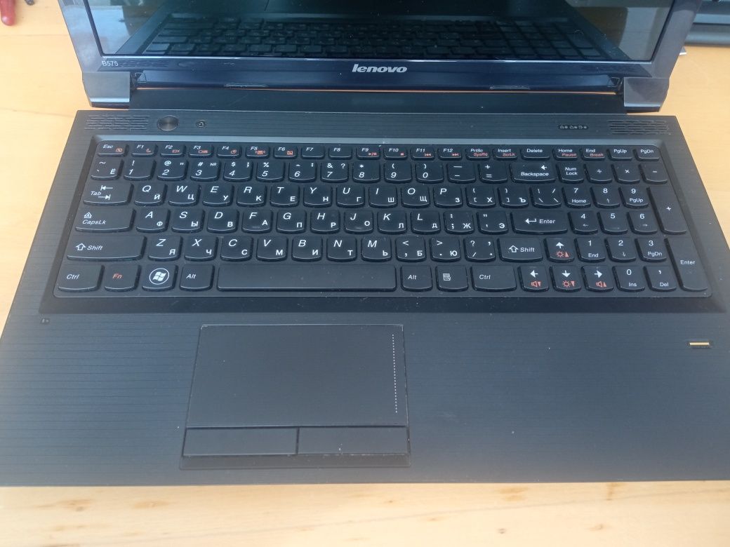 Ноутбук Lenovo B575