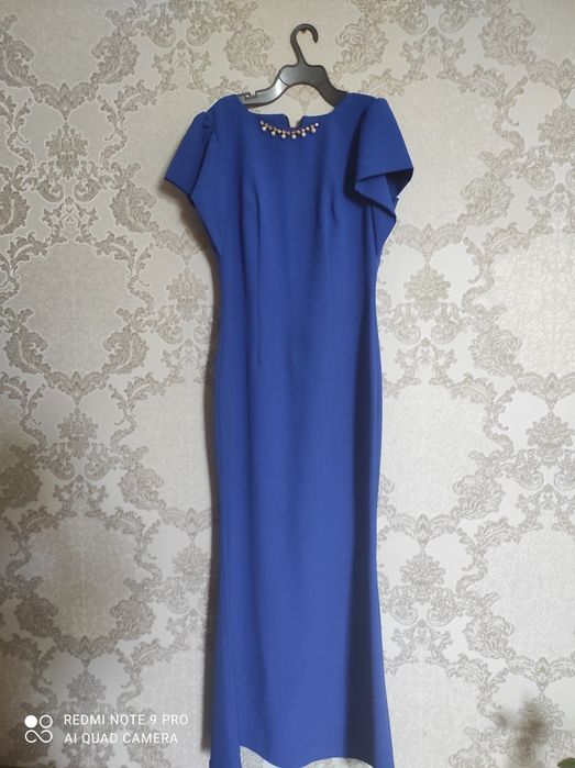 Вечірнє ,нарядне плаття . Сукня
