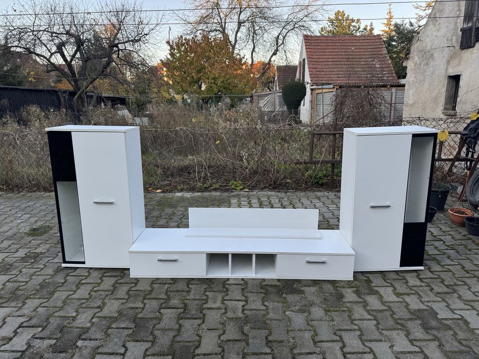 Sprzedam komplet szafek RTV ( meblościanka )