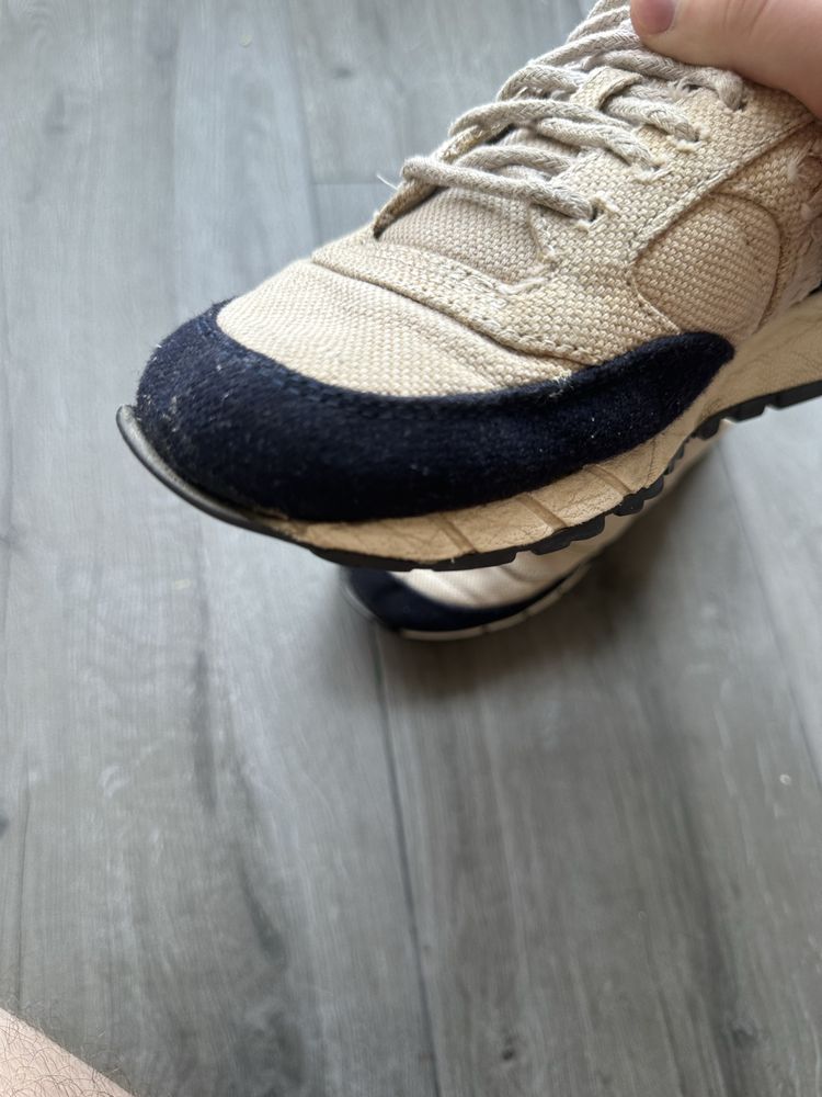 Saucony Jazz.