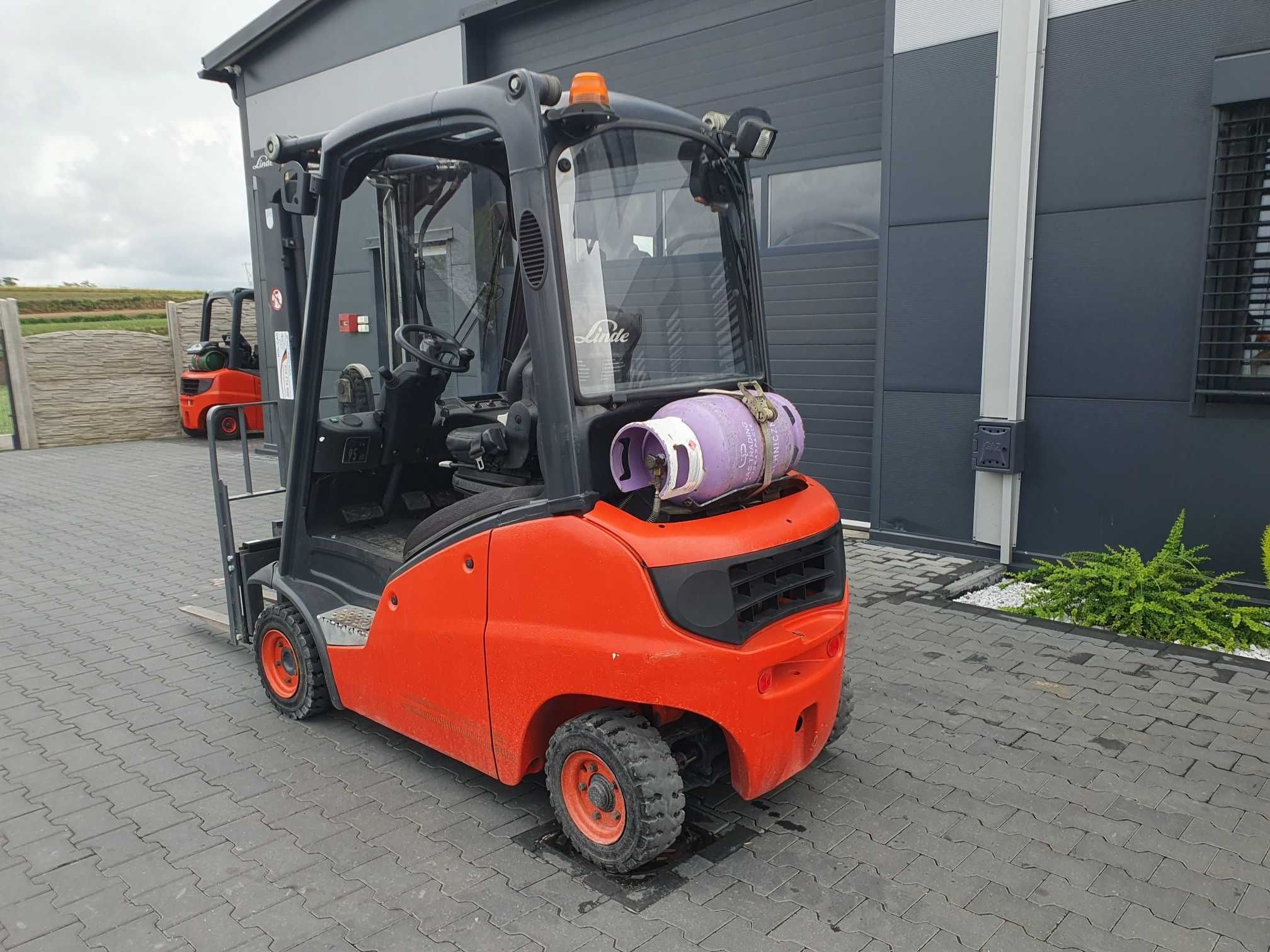 Wózek widłowy LINDE H16T-01  Wolny SKOK PółKabina H14 H18 H20  UDT