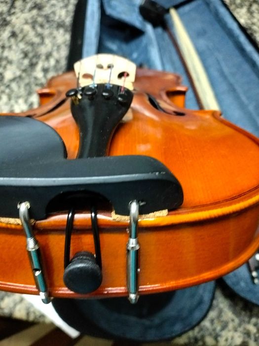 Hoje só 30€ Violino pequeno incompleto