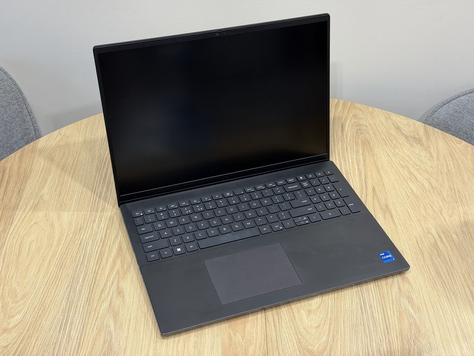 Laptop Dell Vostro 7620 | i7 | 16GB RAM | RTX 3050