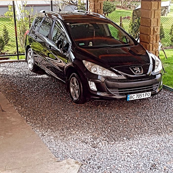 Продам причина продажі виїзд закордон