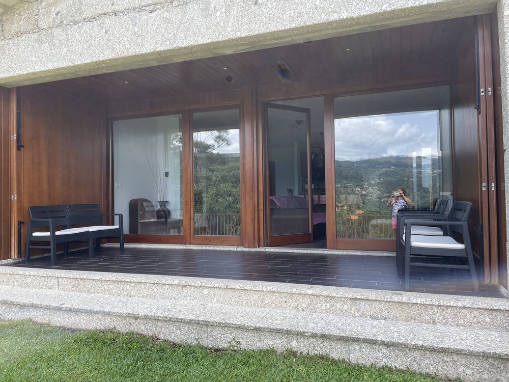 Aluga se para férias moradia T3 no Geres