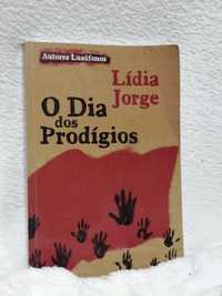 livro" o dia dos prodígios" de Lídia Jorge portes grátis