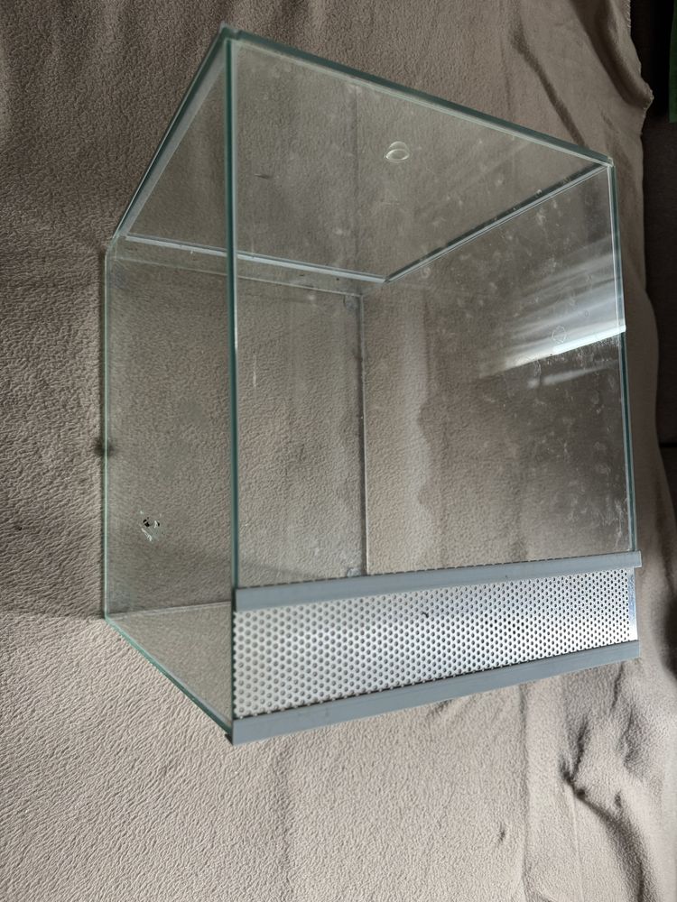 Terrarium szklane dla zwierząt