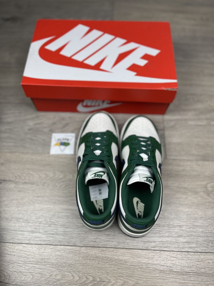 Dunk Low Gorge Green