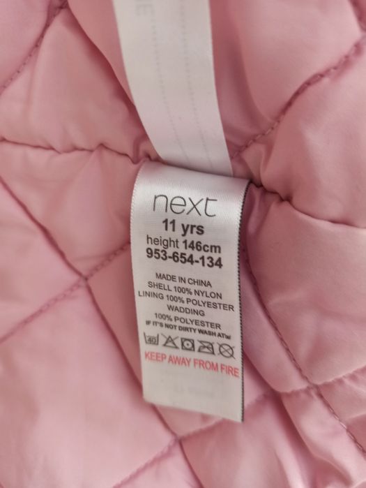 Куртка Next  р. 146