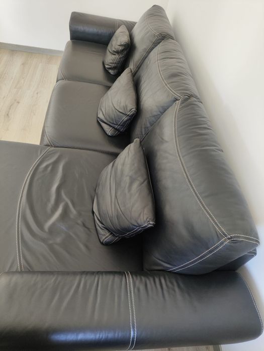 Chaiselong em couro natural preto