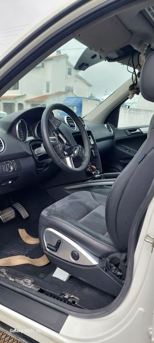 Para peças Mercedes ML350 CDi W164 ano2011 como novo