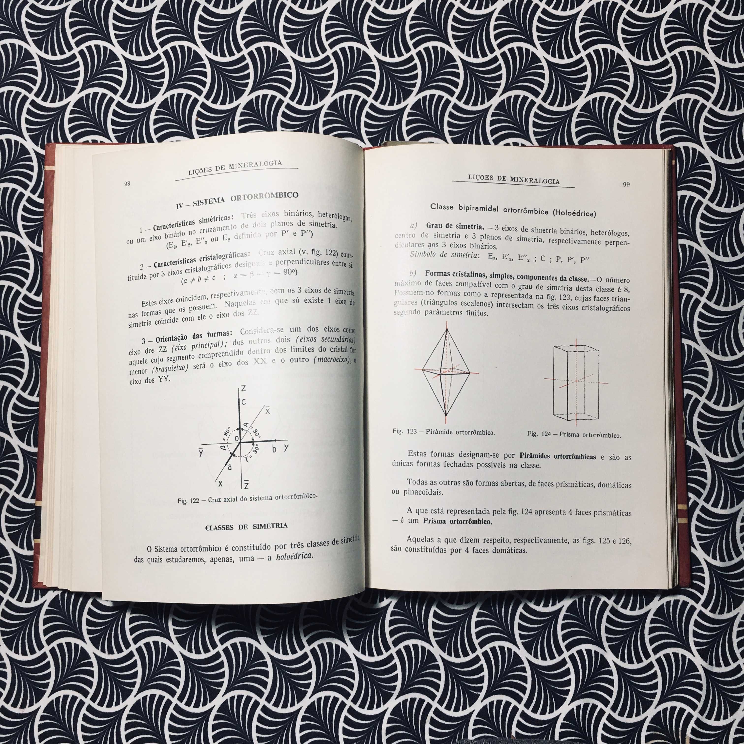 Lições de Mineralogia para o 6º ano Liceal