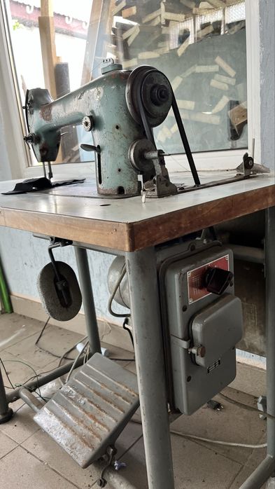 Продам промислову швейну машину 1022М