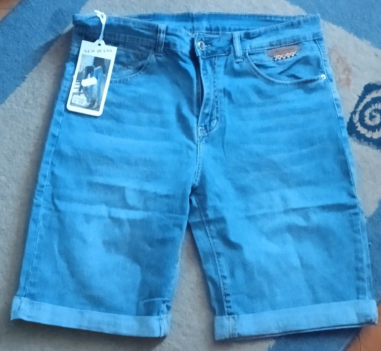 Продам шорти жіночі