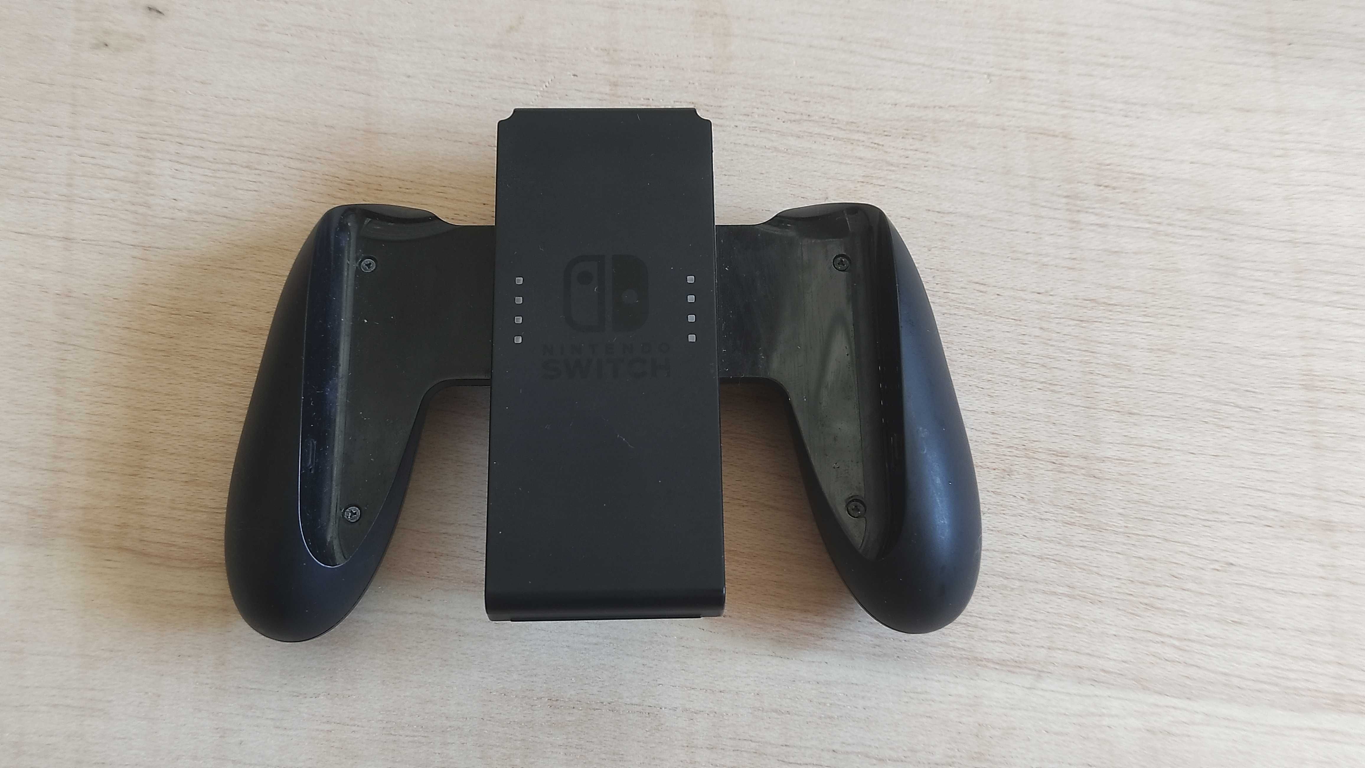 Vendo Nintendo Switch + acessórios (tudo original)