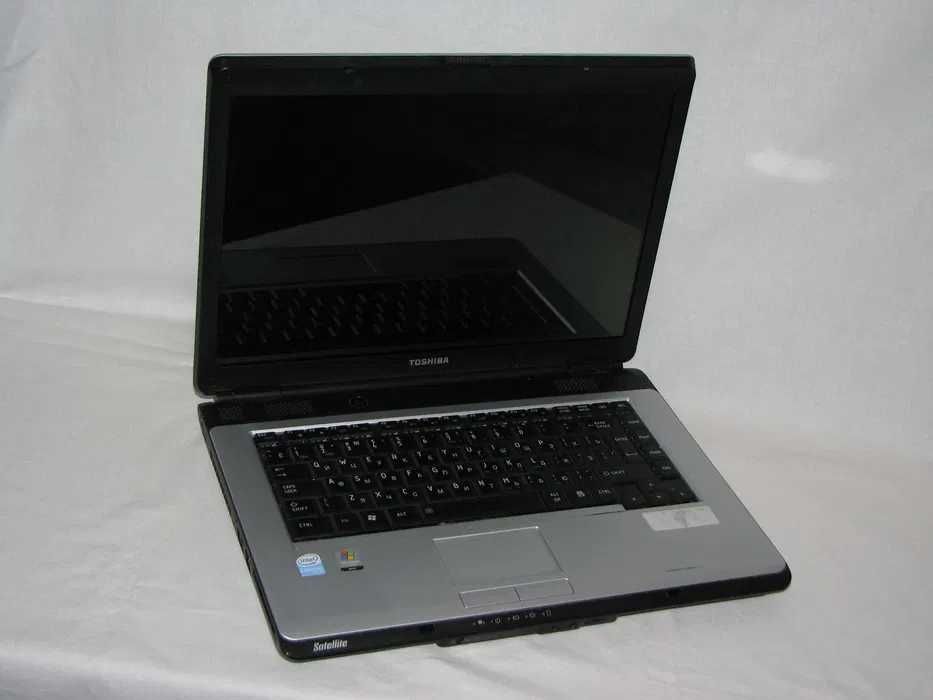 Ноутбук Toshiba Satellite L300-11Q (PSLB0E-014012RU) б/у