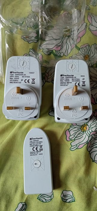 Розетка дистанційна.