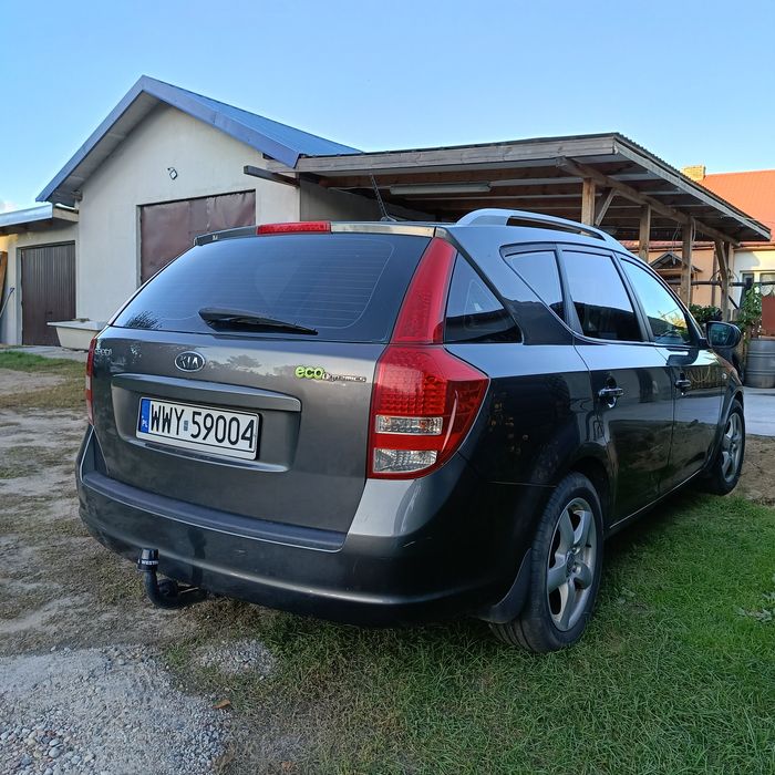 Kia cee'd 2010 rok