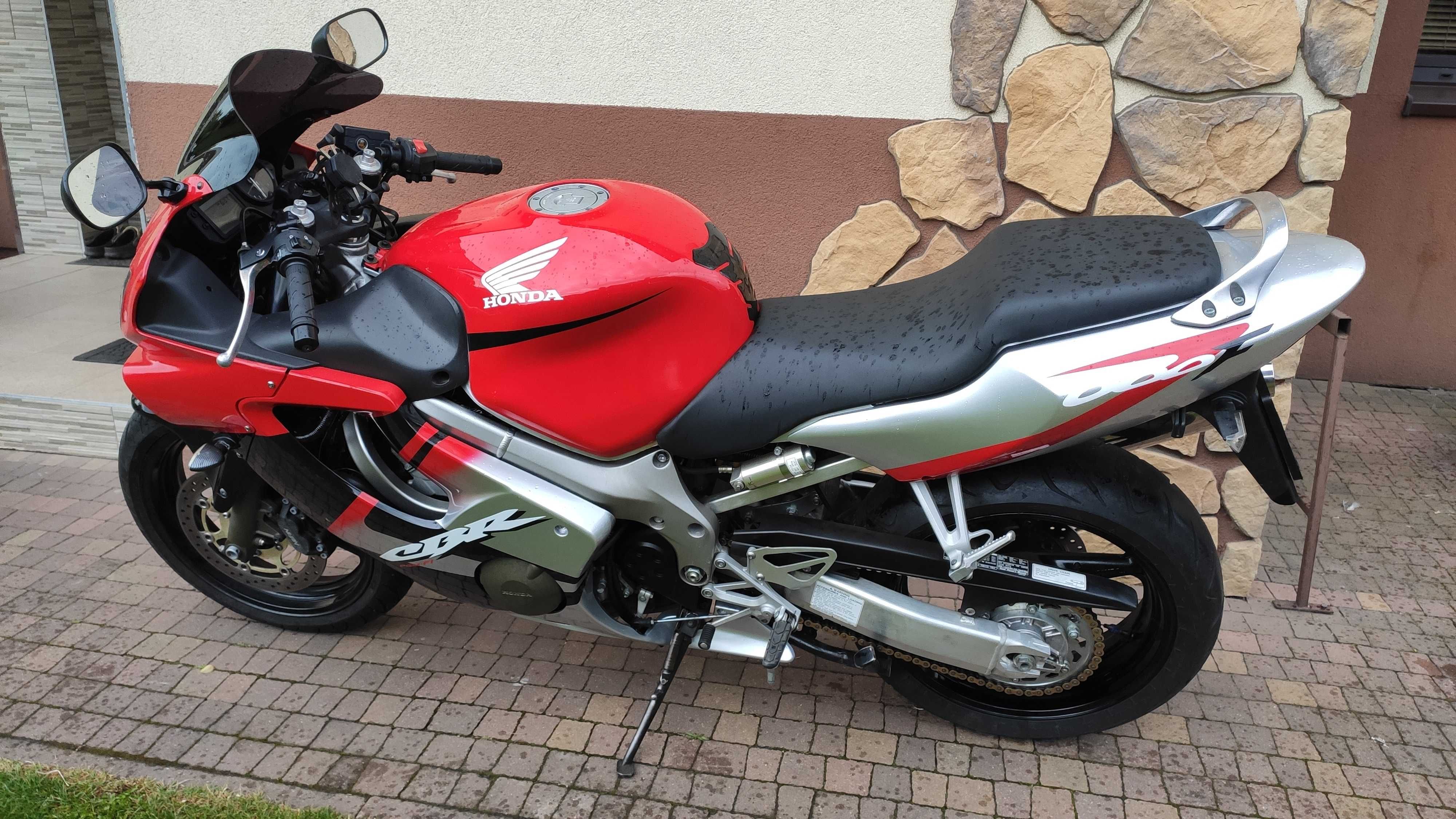 Honda CBR 600 F4i 2004
