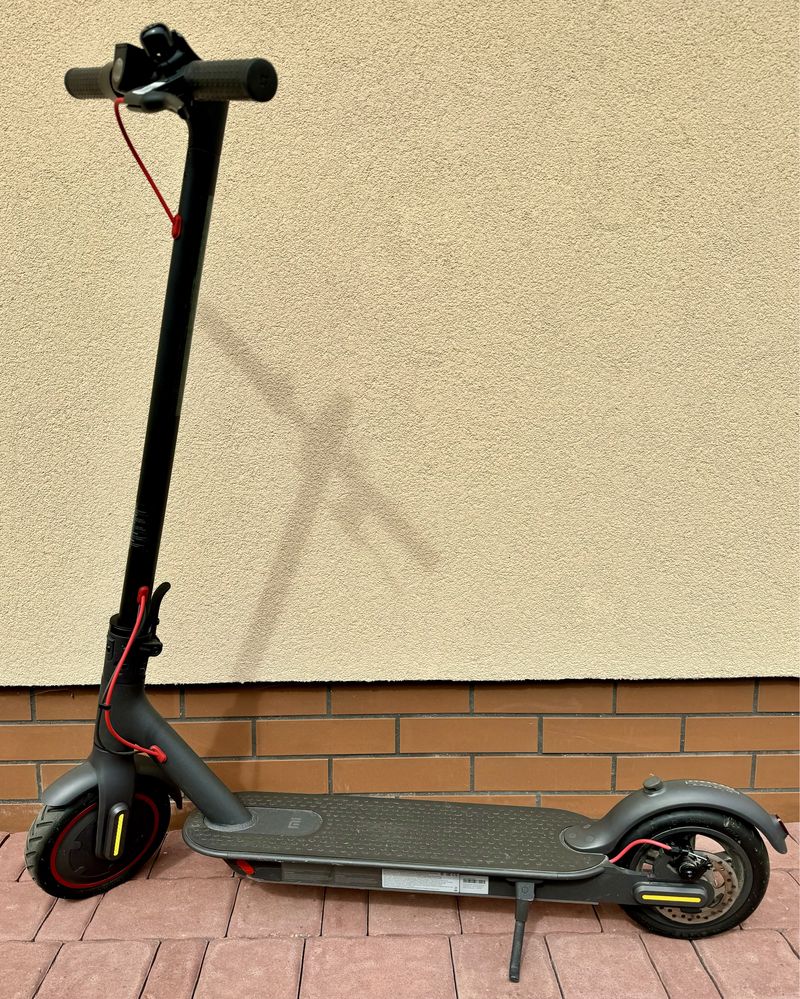 Hulajnoga Elektryczna Xiaomi Electric Scooter Pro