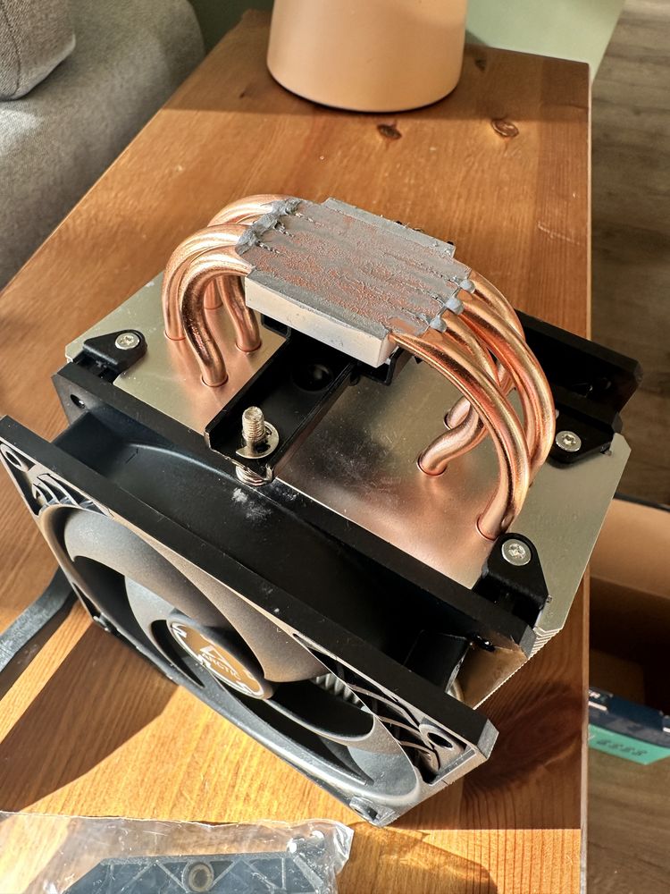 Chłodzenie CPU Arctic Freezer 36