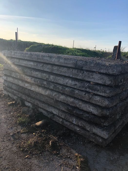 Дорожні аеродромні плити