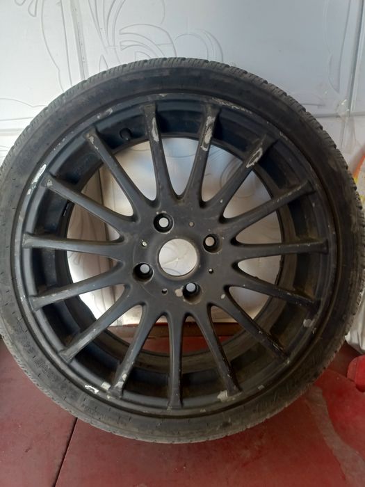 Продам диски ковані R17 с резиной