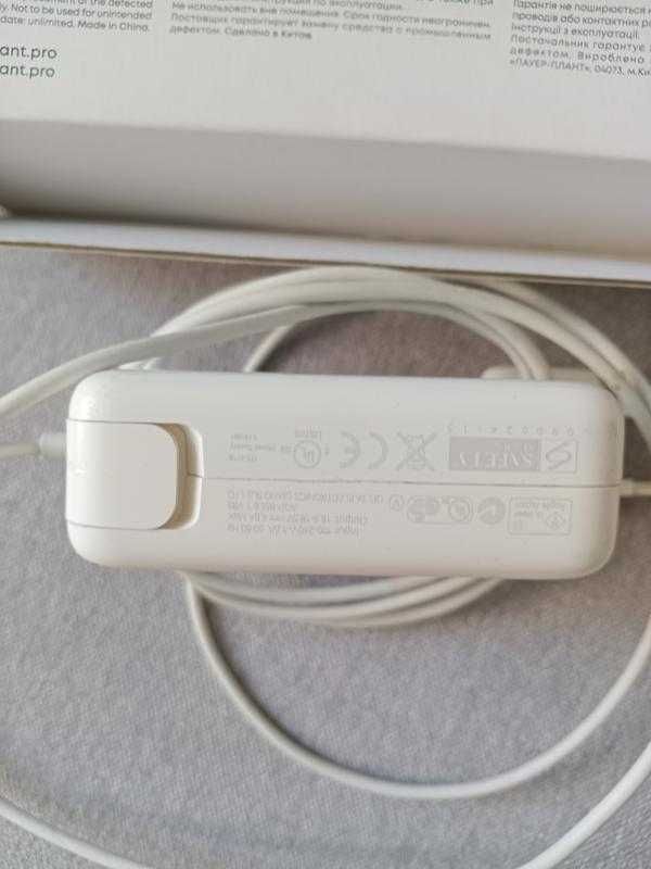 Блок живленя для ноутбука powerplant apple 220v (ap85emag)