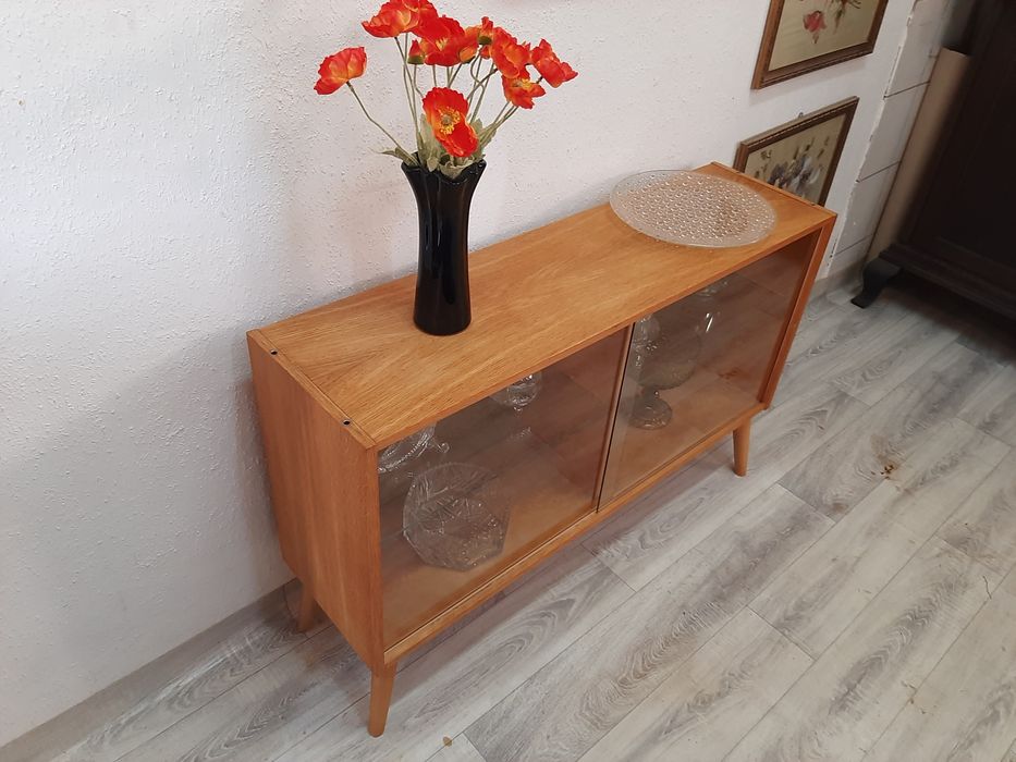 Mała komoda vintage