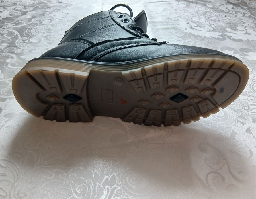 Черевики ( ботінки ) жіночі Lilley 
Нові