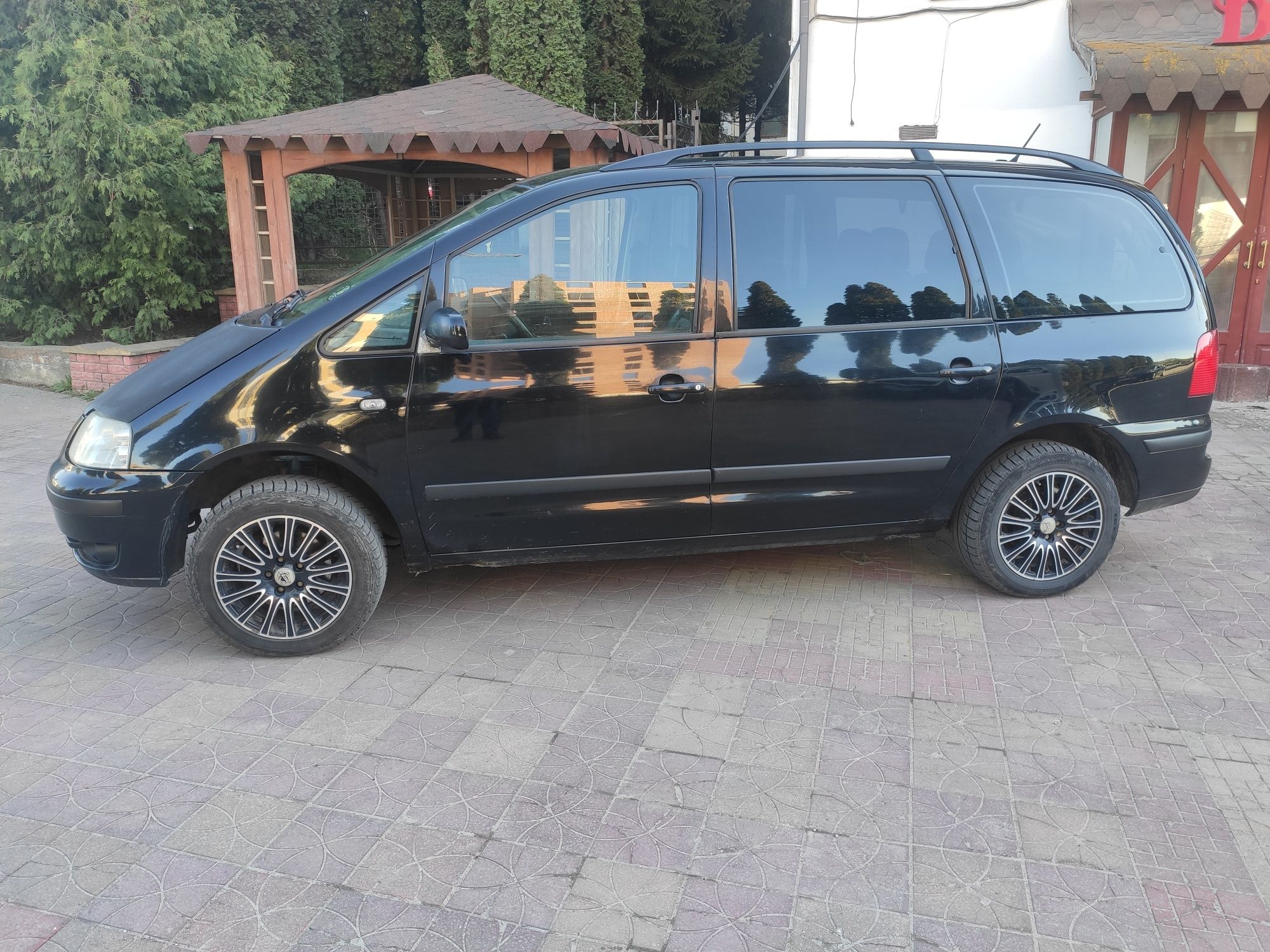 Volkswagen Sharan 1.8t газ/бенз