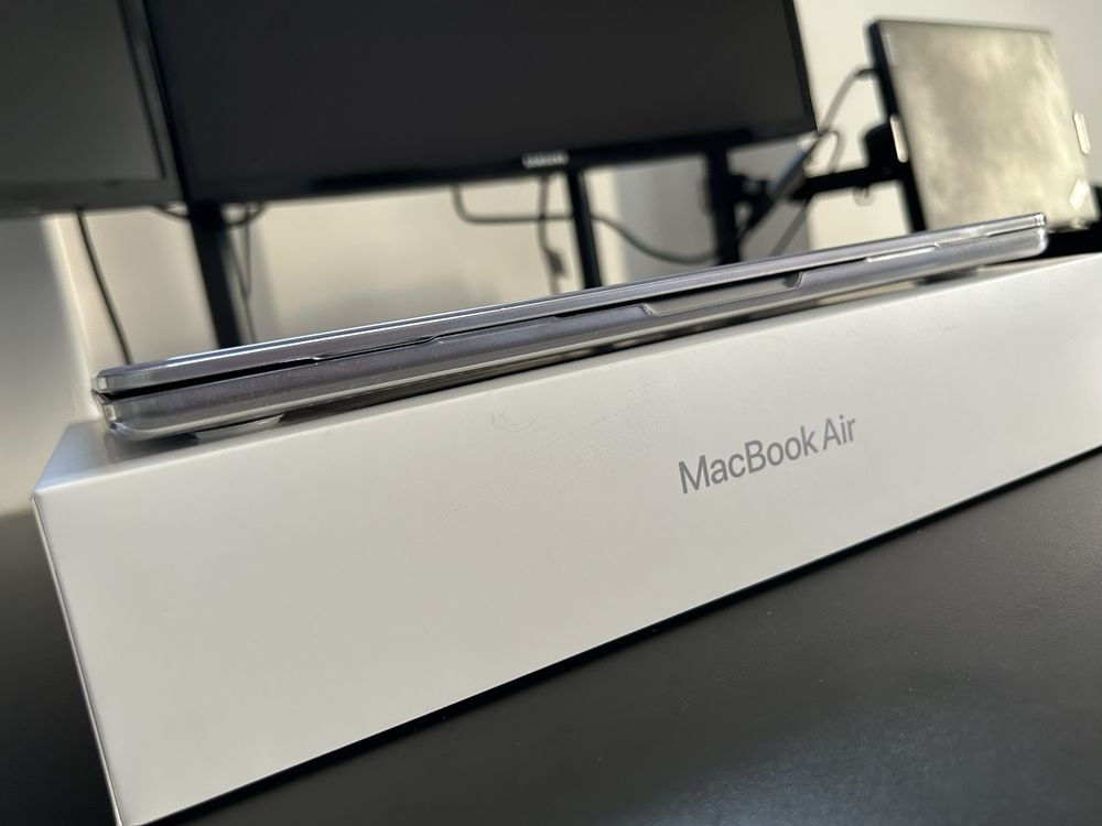Apple MacBook Air 13.6" Retina M2