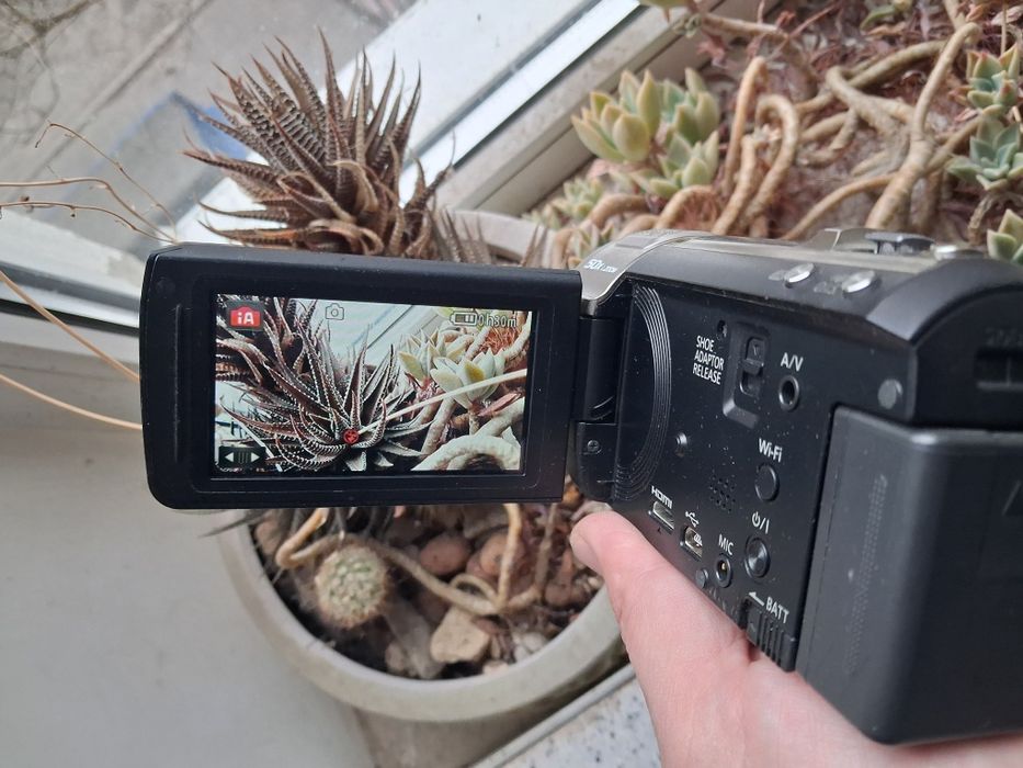 Цифровая видеокамера Panasonic HC-V727