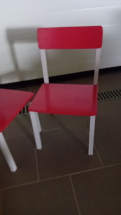 Krzeselka dziecięce