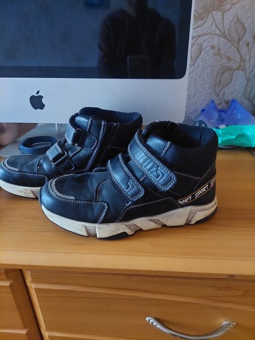 Ботинки. Черевики. Кроссовки кросівки