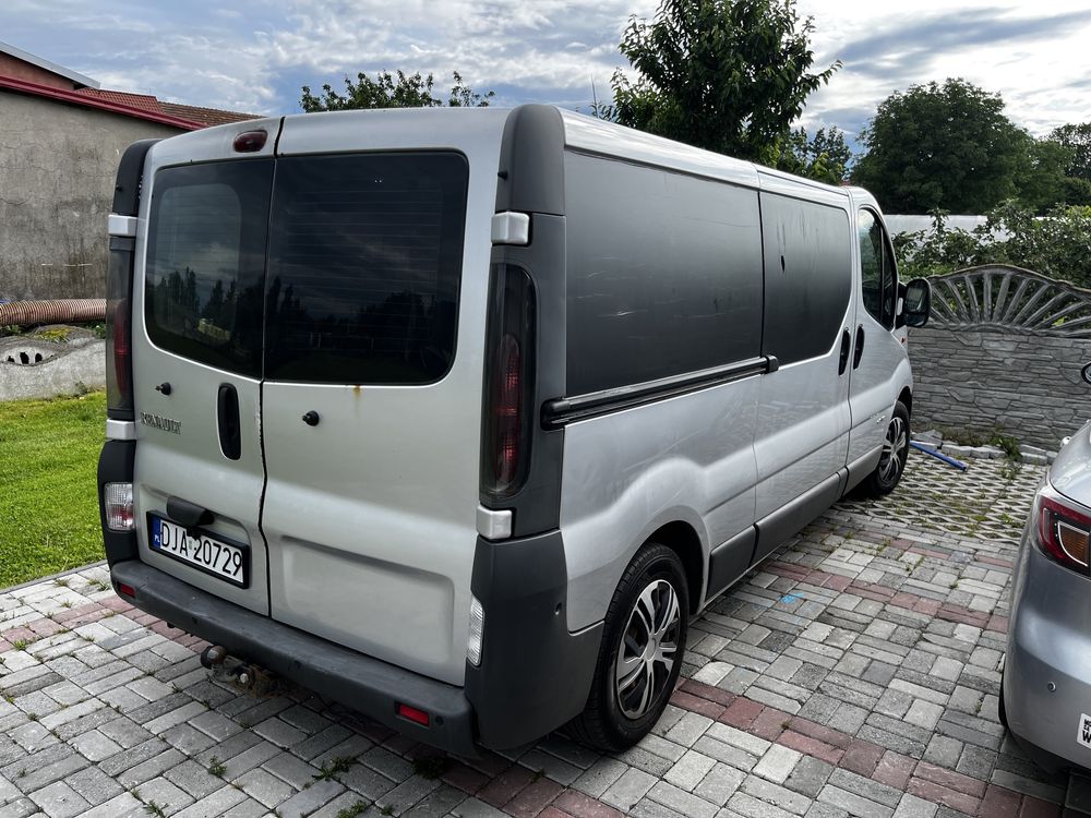 Renault Trafic 2,5 cdi VAT1