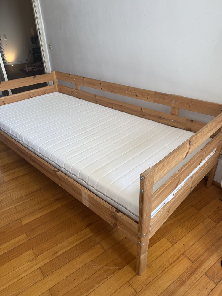Cama pinho com colchao