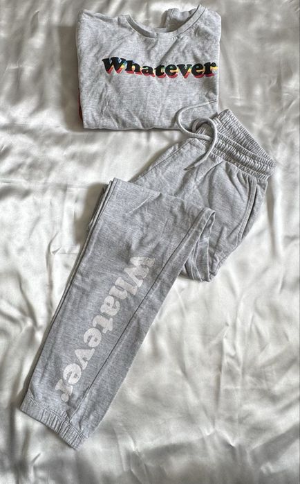 Szary komplet dresowy Young Style 158/164 cm „Whatever” tęcza