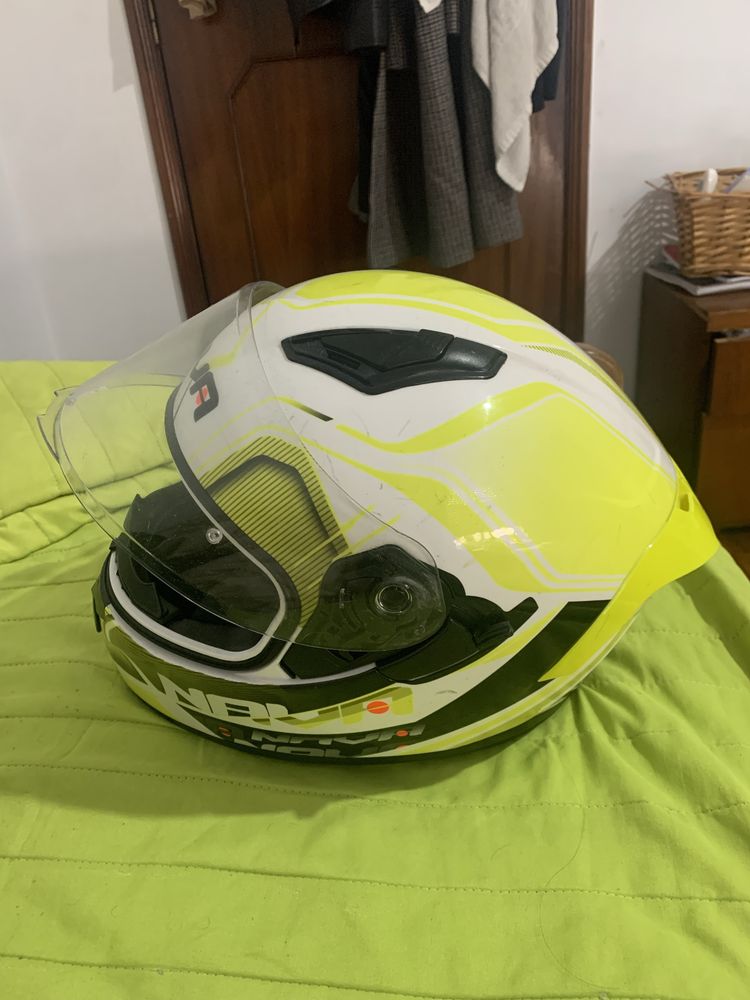 Capacete nava usado em ótimos estados