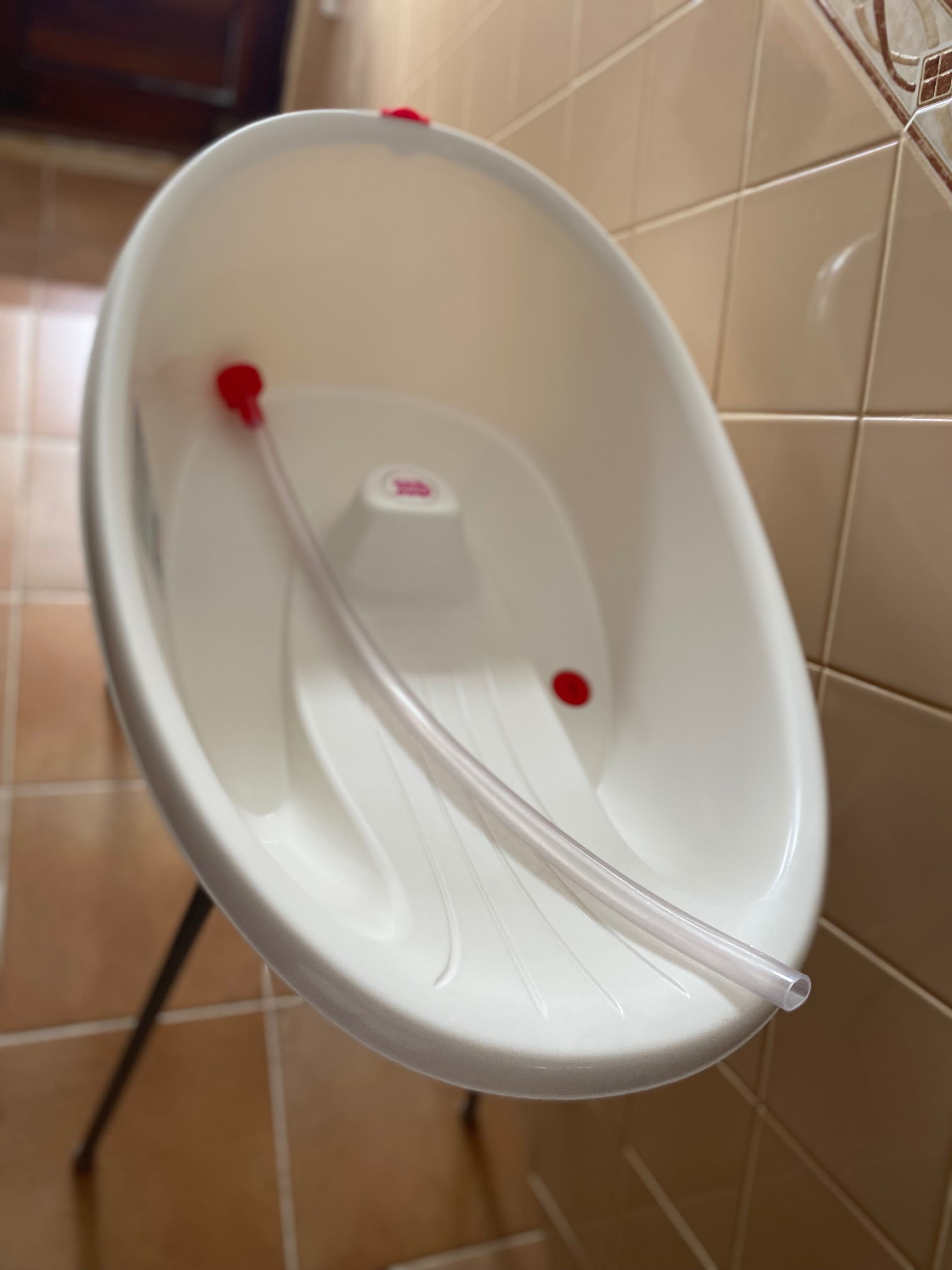 Banheira “OkBaby”  de bebe com redutor + suporte