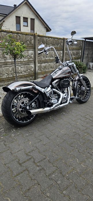 Harley Davidson Breakout Softail 110 CVO!!!