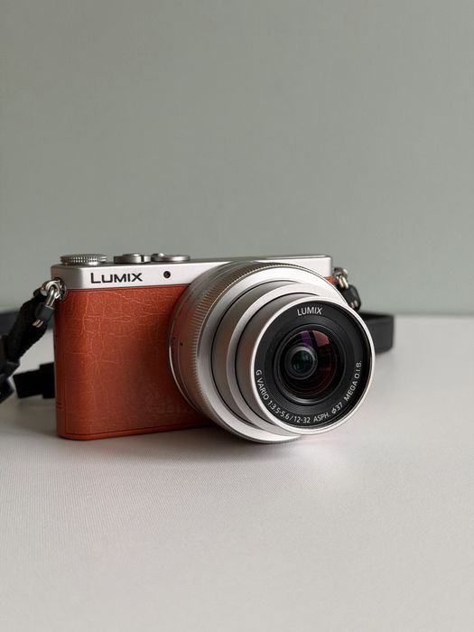 Aparat cyfrowy Panasonic Lumix DMC-GM1 , komplet , j. NOWY !
