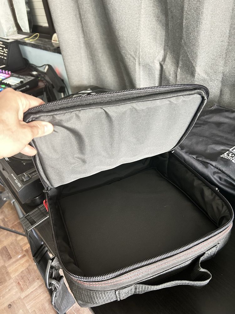 Soma Lyra-8 Black