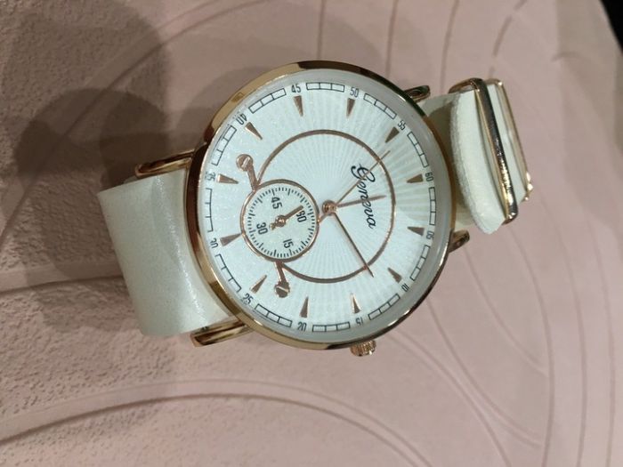 Elegancki zegarek geneva z chronografem nowy