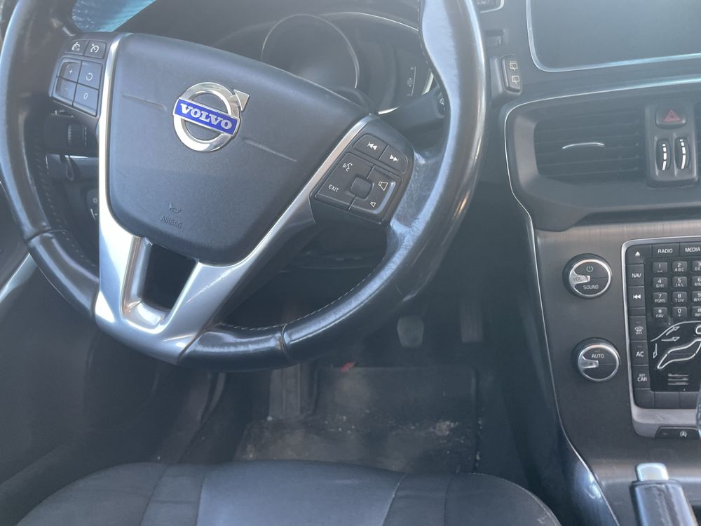 Volvo v40d ano 2008