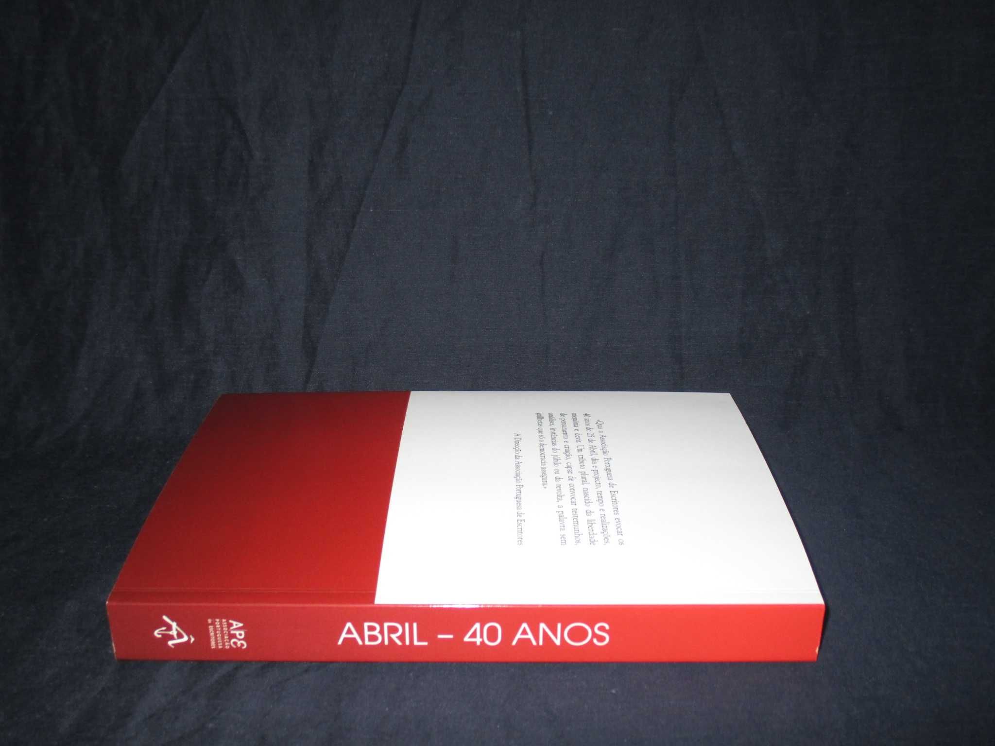 Livro Abril 40 Anos Âncora Editores