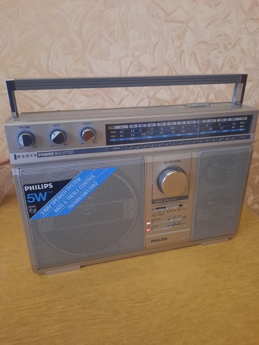 Радиоприёмник приймач Phillips D2813