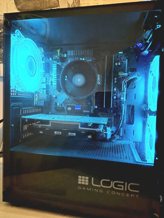 Komputer stacjonarny •GTX 1050 Ti•16GB RAM•SSD 256 GB + monitor DELL 2