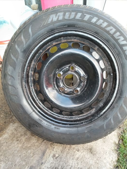 Продам  колесо  на  кадік